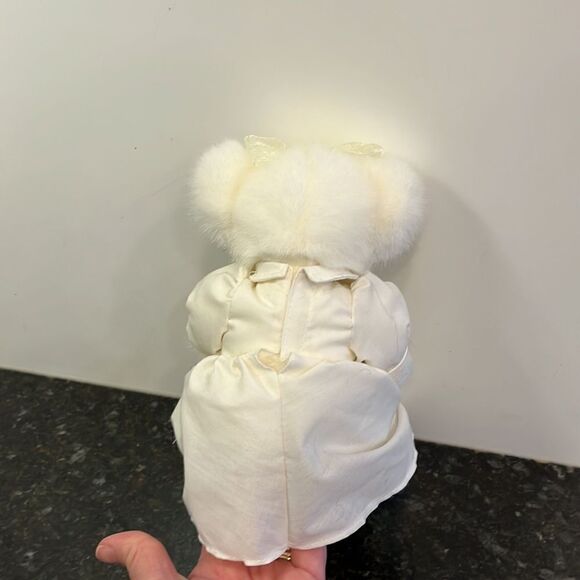 RUSS BERRIE WHITE TEDDY BEAR NAMED MARY WITH A GOLD CROSS - Picture 3 of 5